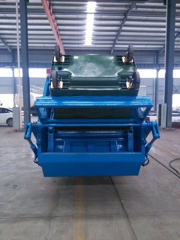 压缩垃圾车后斗