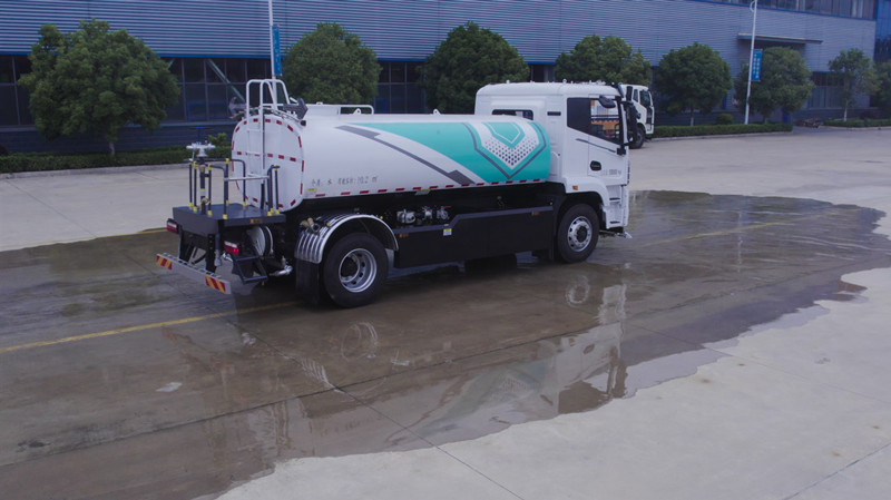 纯电动洒水车 纯电动洒水车